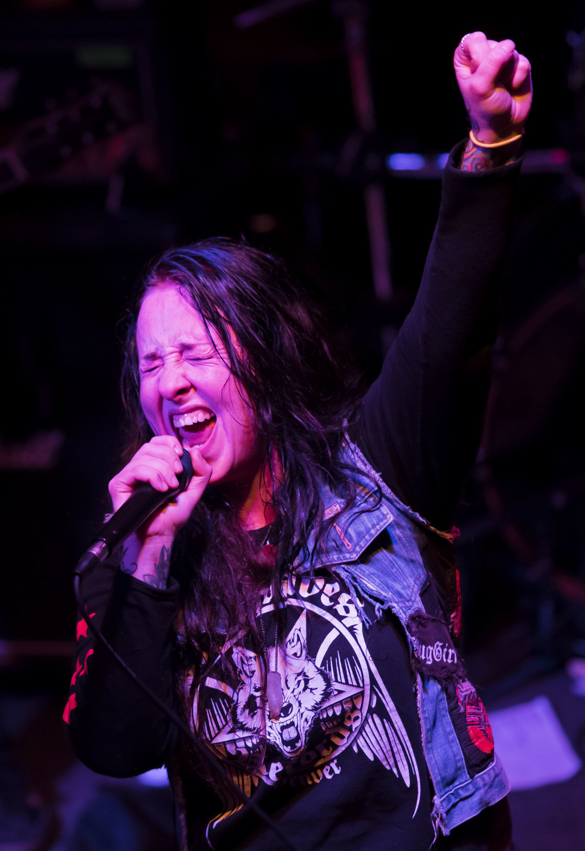 Hell's Belles rocks the Mangy Moose